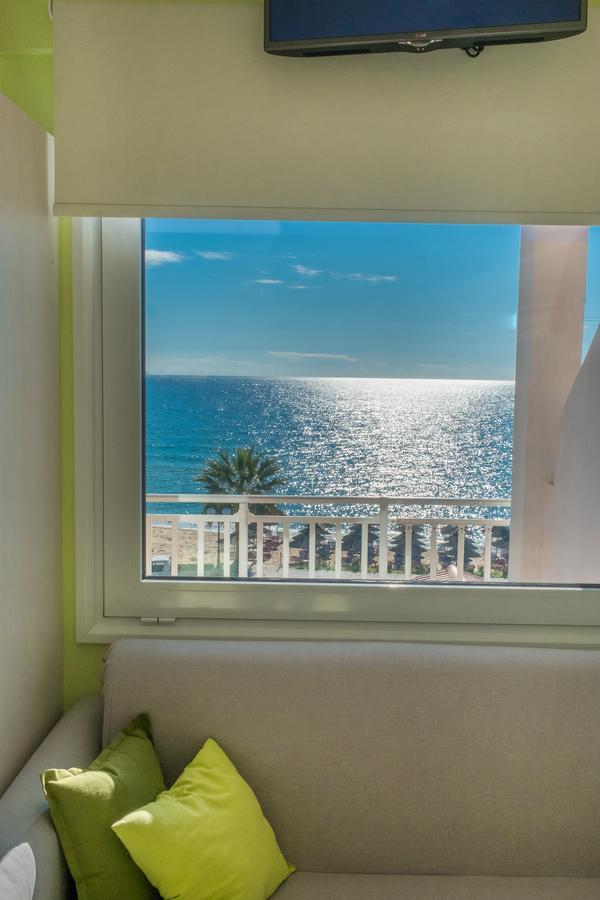 Whitesands Beach Resort Paralia Vrachou Exterior photo